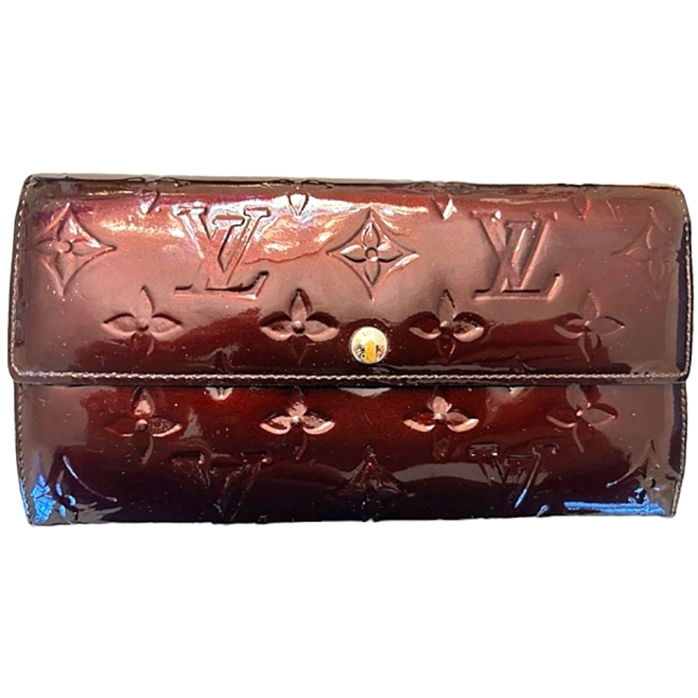 Louis Vuitton Vernis Monogram Patent Leather Sarah Wallet